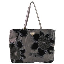 Prada Samtblumen Nylon Tote Bag Schwarz