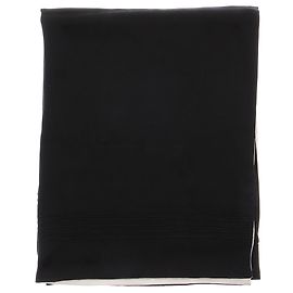 Yves Saint Laurent Echarpe preta de seda Preto