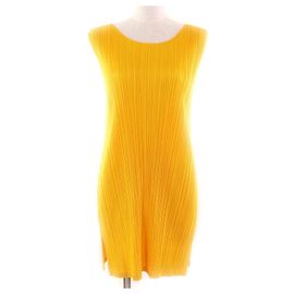 Issey Miyake Polyesterkleid PLEATS PLEASE PLEATS PLEASE Gelb