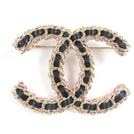 Broche COCO Mark de Chanel Doré