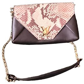 Bolsa de mão Louis Vuitton em couro preto Preto