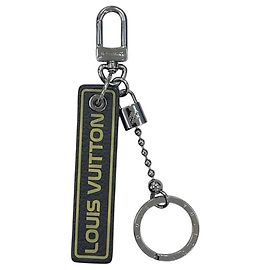 Louis Vuitton Portefeuille Tab Keyring Black