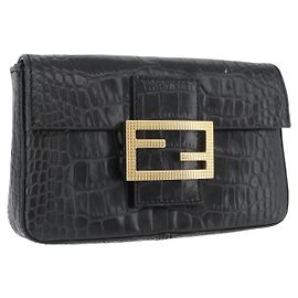 FENDI Mamma Baguette Pouch Leather Black Gold Auth 174141A Black Golden