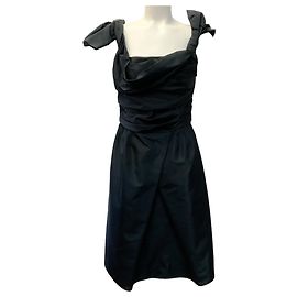Vestido de coquetel de seda preta Prada com detalhes em laço Preto