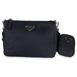 Bolsa de Ombro Prada em Re-Nylon Marinho e Acabamento em Couro Saffiano Azul