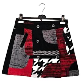 Falda Patchwork Desigual Negro Blanco Roja Gris