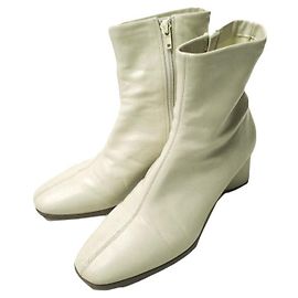 Autre Marque ADAM ET ROPE Bottes Courtes Élastiques en Cuir Synthétique Blanc Blanc cassé