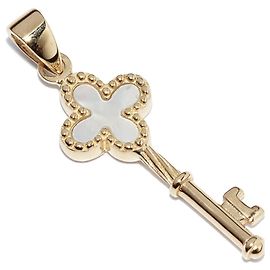 Autre Marque K18YG White Shell Key Clover Pendant Top p90 Golden