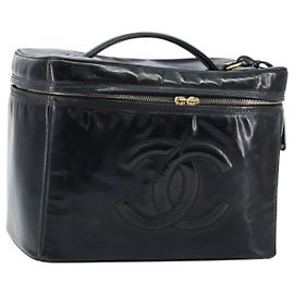 CHANEL Kosmetiktasche Lackleder Schwarz Gold CC Auth bs33674 Schwarz Golden