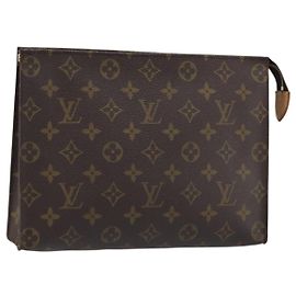 LOUIS VUITTON Poche Toilette Monogram 26 M47542 LV Auth LNZ557 Monogramma