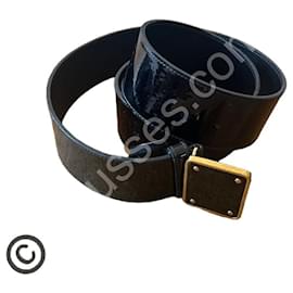 Accessoire Yves Saint Laurent pour Femme en Très bon état Autre