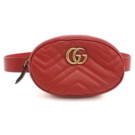 GUCCI GG Marmont Belt Bag () in Red Red