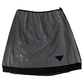Saia mini de tule Prada malha de cristal prateada e seda preta Preto Prata