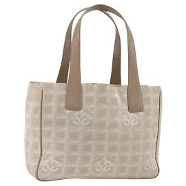 CHANEL Nova Bolsa Tote de Viagem Nylon Bege CC Auth 174068 Bege