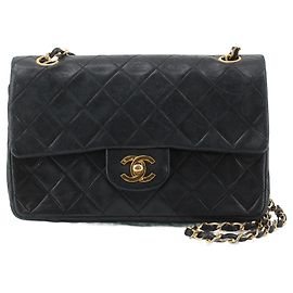 Chanel Timeless - Klassische Doppelklappen-Tasche aus Leder 23 Andere