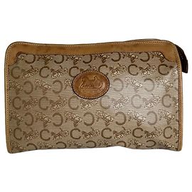 Céline Clutch de couro bege e marrom com logo Triomphe Cariage da Celine Paris vintage Bege