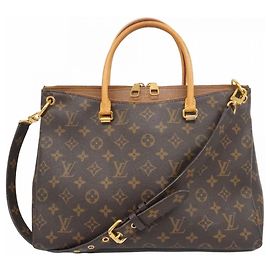 Bolsa Pallas Monogram Louis Vuitton Marrom