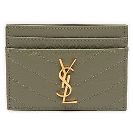 Estuche para tarjetas Cassandre en chevron acolchado verde Grain De Poudre Saint Laurent Verde Verde oliva