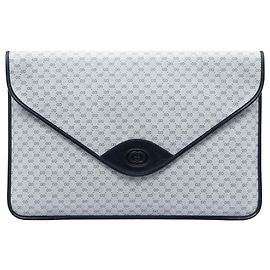Clutch Micro GG Supreme Cinza Gucci Marrom