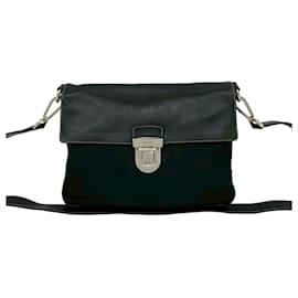 Bolsa de ombro em couro e nylon Tessuto com logo triangular Prada Preto