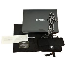 Bolsa Chanel 2-em-1 em jersey matelassado preto Preto