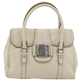 Salvatore Ferragamo Vintage Leather Blanc