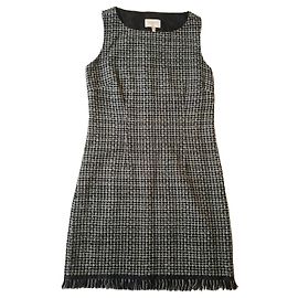 Autre Marque Kariertes Tweedkleid mit Fransen Schwarz Weiß Grau