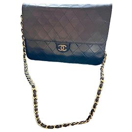 Chanel Classic Double Flap Médium Noir en Cuir d'Agneau 24k Gold Noir