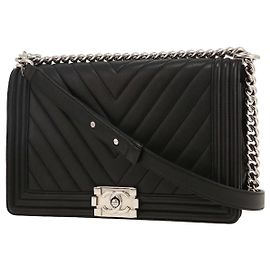 Bolsa Chanel Boy em couro chevron preto Preto