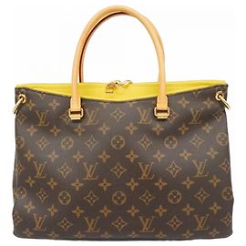 Borsa Louis Vuitton Monogram Pallas in Pistache Altro