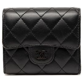 Chanel Matelasse Black Lambskin Tri-fold Wallet Black