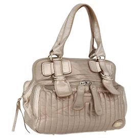 Chloé Sac à main Chloe en cuir beige doré Auth 174575 Beige Doré