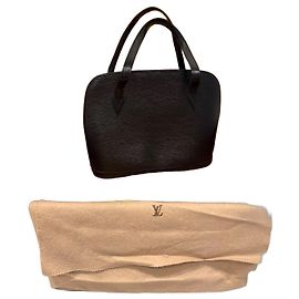 Sac Louis Vuitton modèle Lussac Noir