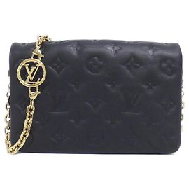 Bolsa de Ombro Pochette Coussin Louis Vuitton Preto