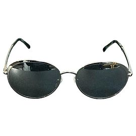 Óculos de sol com armação de metal e lentes espelhadas Chanel 4206 Prata Metálico