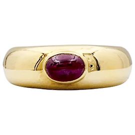 Chaumet Ring, "Anneau" in yellow gold and ruby. Other