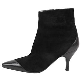 Salvatore Ferragamo Gancini Leather & Suede Ankle Boots in Black, Size 4.5 US Black