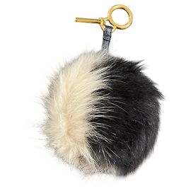 Chaveiros Fendi marrons Marrom