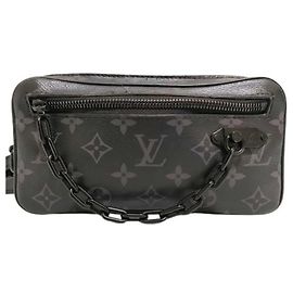 Louis Vuitton Monogram Eclipse Pochette Tasche Braun Schwarz
