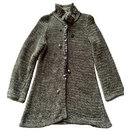 Autre Marque Grau melierter Wollcardigan mit dekorativen Knöpfen Grau