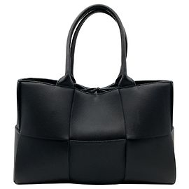 Bottega Veneta Piccola Borsa Arco Maxi Intreccio in Pelle Nera Nero