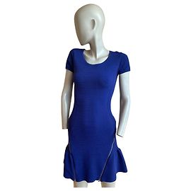 Vestido justo Maje azul elétrico – zíper e corte escultural ✨ Azul