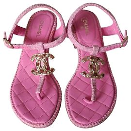 Chanel Pink Tweed Leder CC Perlenabsatzsandalen EU36.5 Pink