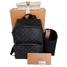Louis Vuitton Mochila Eclipse Discovery PM Marrom