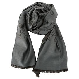 Gucci Sciarpa bicolore in lana e seta GG jacquard grigia Marrone