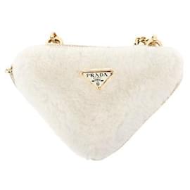 Prada Bolsa transversal triangular em shearling branco Branco