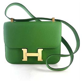 Bolsa de Ombro Constance da Hermès Verde
