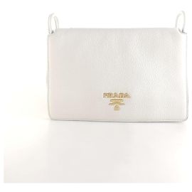 Prada Bolso cruzado reducido de vitello daino Plata
