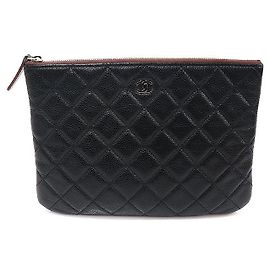 Chanel Black Caviar Silver Classic Medium Case Clutch Series) Black