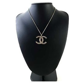 Chanel cc Crystal CC Pendant Necklace Black